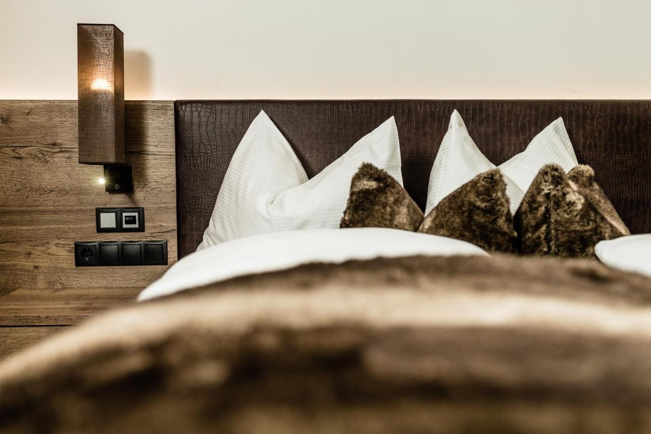 Apartments Villa Gardena - Gardenahotels 塞尔瓦迪加尔代纳山谷 外观 照片