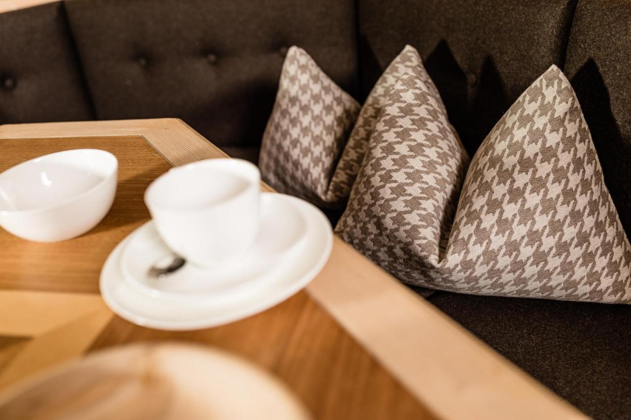 Apartments Villa Gardena - Gardenahotels 塞尔瓦迪加尔代纳山谷 外观 照片
